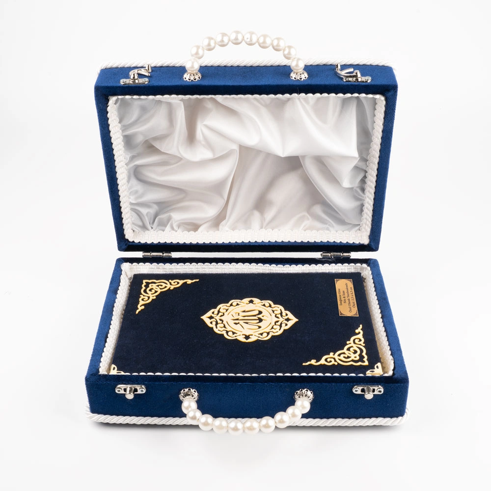 Çeyizlik Kutu Raşel Hediyelik Kuran (Orta Boy, Lacivert) Çeyizlik Kutu Raşel Hediyelik Kuran (Orta Boy, Lacivert)