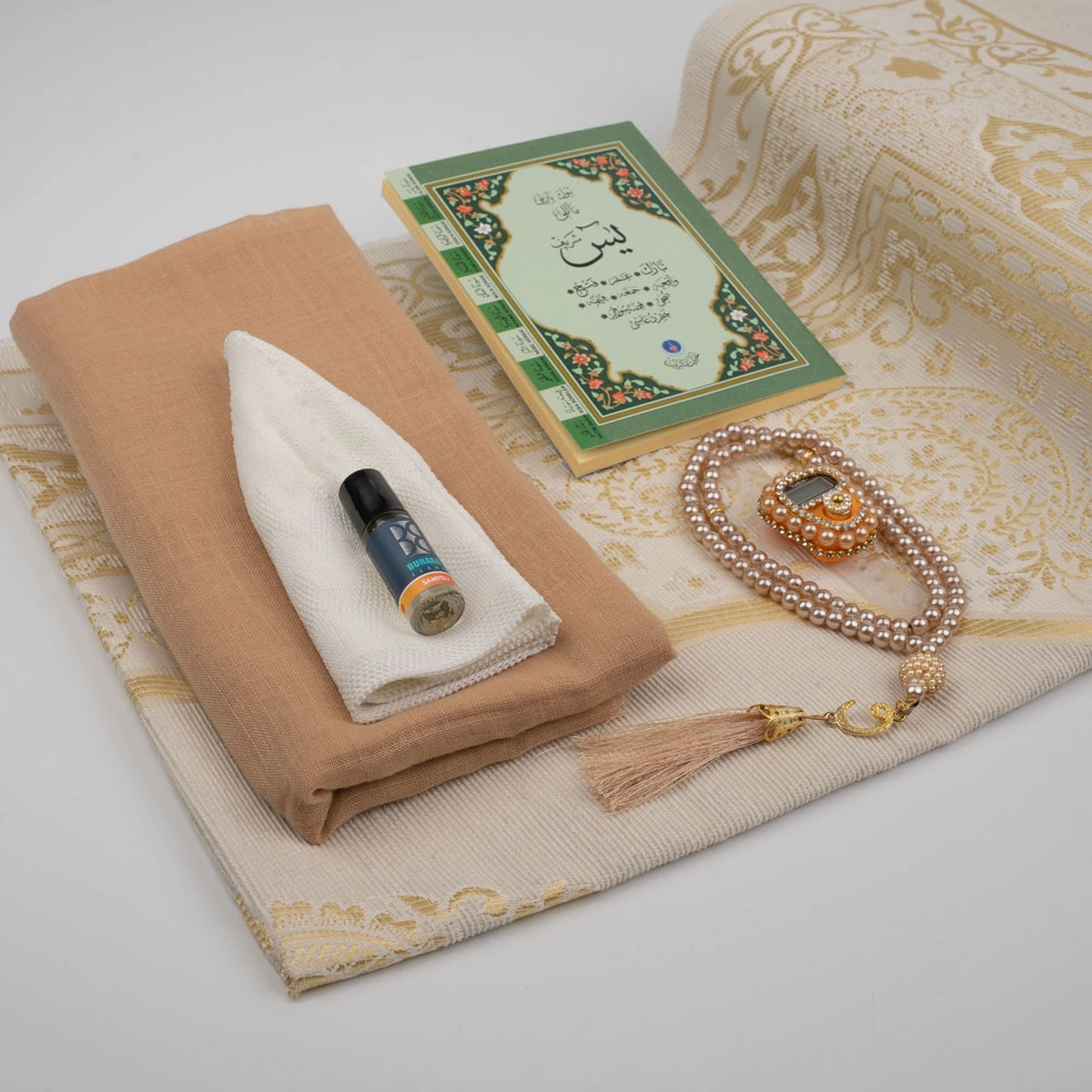 Eşarp + Takke + Seccade + Tesbih + Zikirmatik + Esans + Yasin Hediye Seti (Çanta Boy, Gold) - Thumbnail
