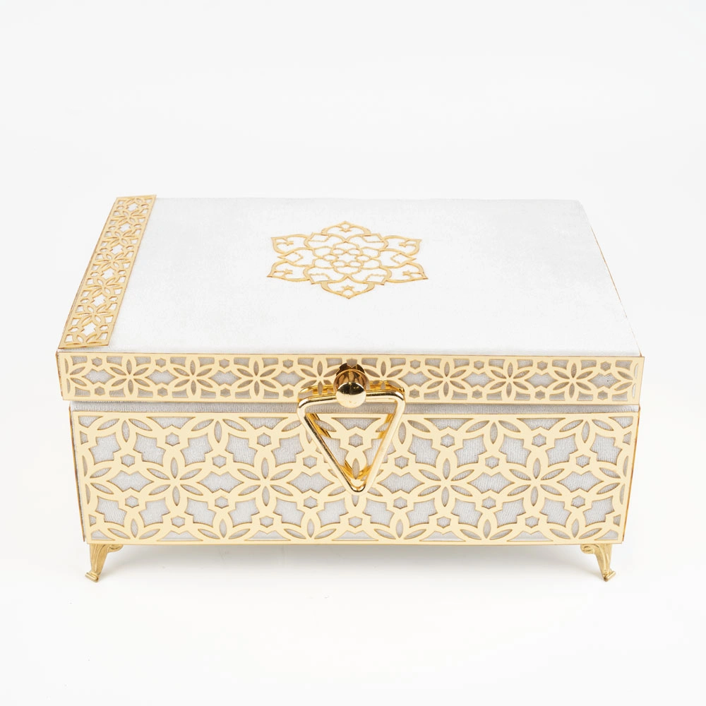 HAYRAT NEŞRİYAT - Kadife Sandık Çeyizlik Kuran Kutusu, Desenli (Beyaz, İçi Boş Kutu)