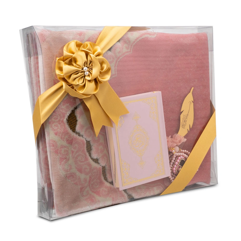 Kadife Seccade (120x80) + Tesbih + Zikirmatik + Ayraç + Çanta Boy Kuran Hediye Seti (Pembe)