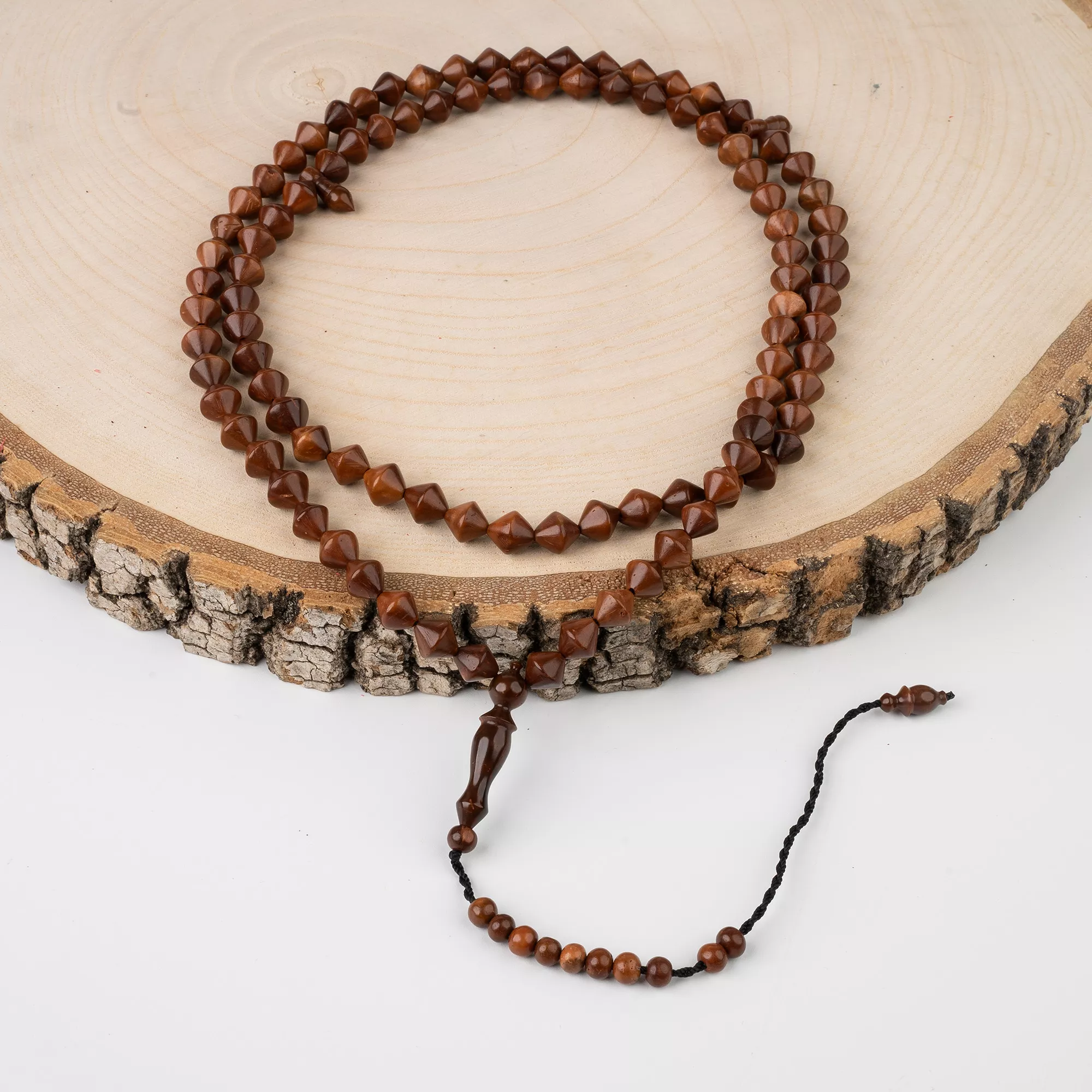 DİĞER - Kuka Üçgen Kesim Tesbih (99lu, 8mm)