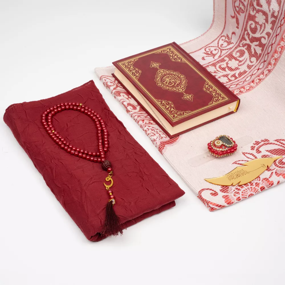 Kuran + Seccade + Eşarp + Tesbih + Zikirmatik + Ayraç Hediye Seti (Çanta Boy, Bordo) Kuran + Seccade + Eşarp + Tesbih + Zikirmatik + Ayraç Hediye Seti (Çanta Boy, Bordo)