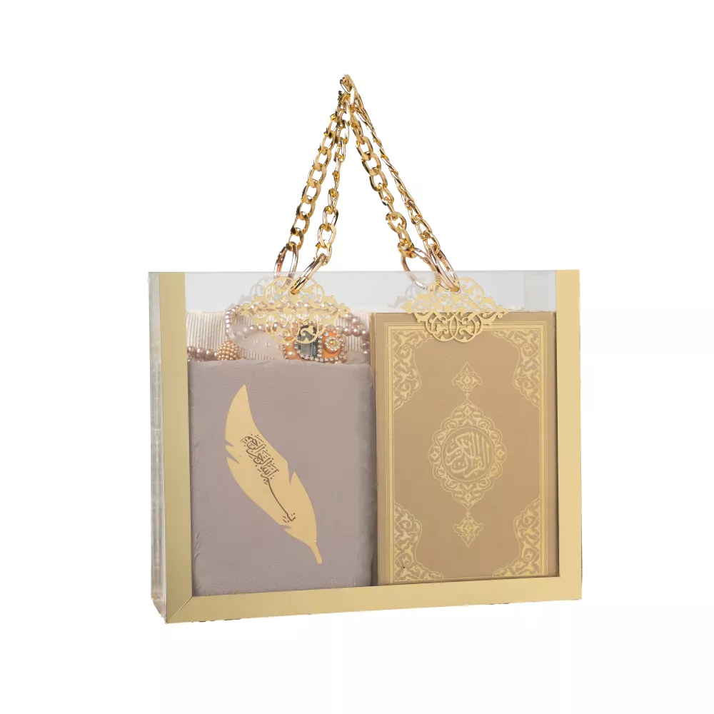 Kuran + Seccade + Eşarp + Tesbih + Zikirmatik + Ayraç Hediye Seti (Çanta Boy, Gold) Kuran + Seccade + Eşarp + Tesbih + Zikirmatik + Ayraç Hediye Seti (Çanta Boy, Gold)