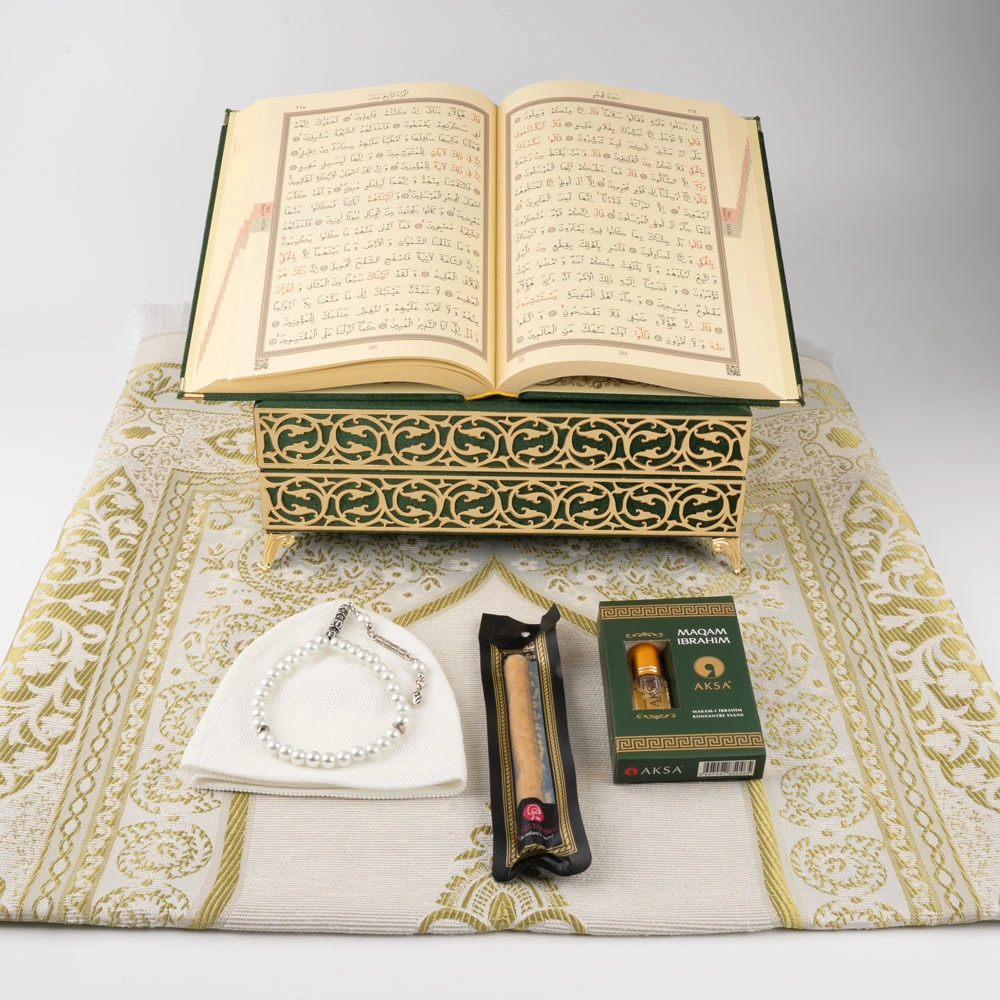 Kuran + Seccade + Tesbih + Takke + Esans + Misvak Hediye Seti (Orta Boy, Raşel Cilt, Yeşil)