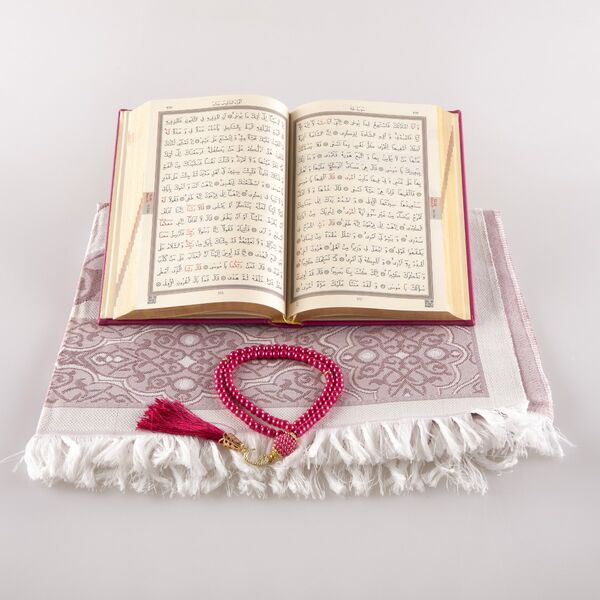 Prayer Mat + Salah Beads + Quran Gift Set (Hafiz Size, Fuchsia Pink)
