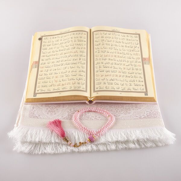 Prayer Mat + Salah Beads + Quran Gift Set (Medium Size, Powder Pink) 