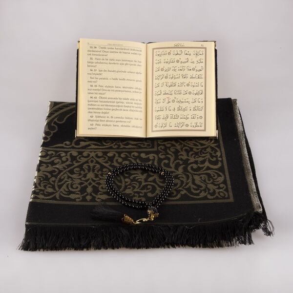 Prayer Mat + Salah Beads + Yasin Gift Set (Bag Size, Black)
