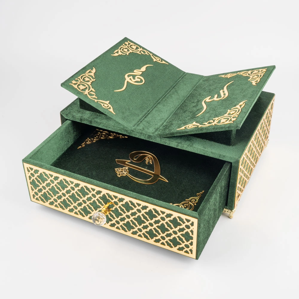 Raşel Kaplama, Çekmeceli Rahleli Kur'an-ı Kerim (Orta Boy, Yeşil) Raşel Kaplama, Çekmeceli Rahleli Kur'an-ı Kerim (Orta Boy, Yeşil)