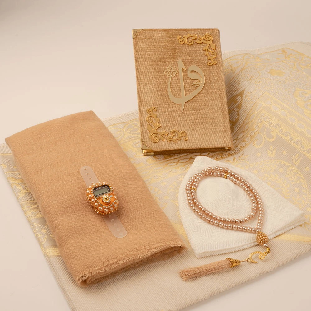 Şal + Takke + Seccade + Tesbih + Zikirmatik + Kuran Hediye Seti (Çanta Boy, Gold) - Thumbnail