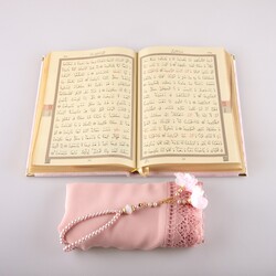 Şal + Tesbih + Kuran Hediye Seti (Çanta Boy, Kadife, Pudra Pembe) - Thumbnail