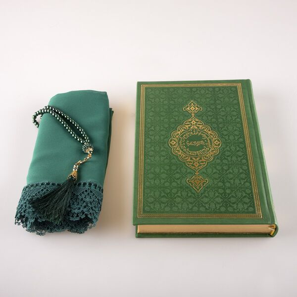 Şal + Tesbih + Kuran Hediye Seti (Çanta Boy, Yeşil)
