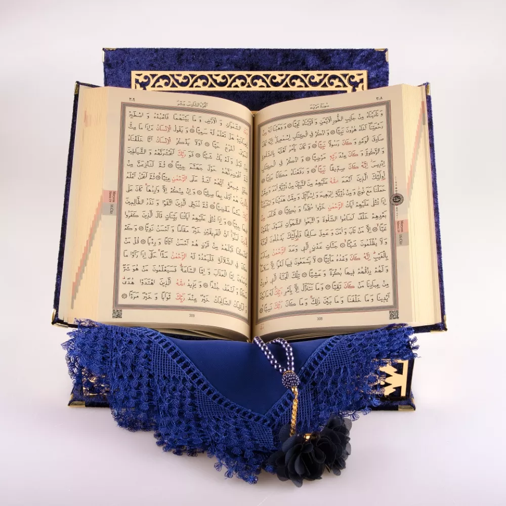 Şal + Tesbih + Kuran Hediye Seti (Orta Boy, ŞemsLafzatullah, Gold Pleksi, Raşel Kutu, Lacivert)