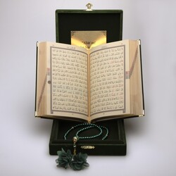 Salah Beads + Quran Gift Set (Bookrest Size, Box, Green) - Thumbnail