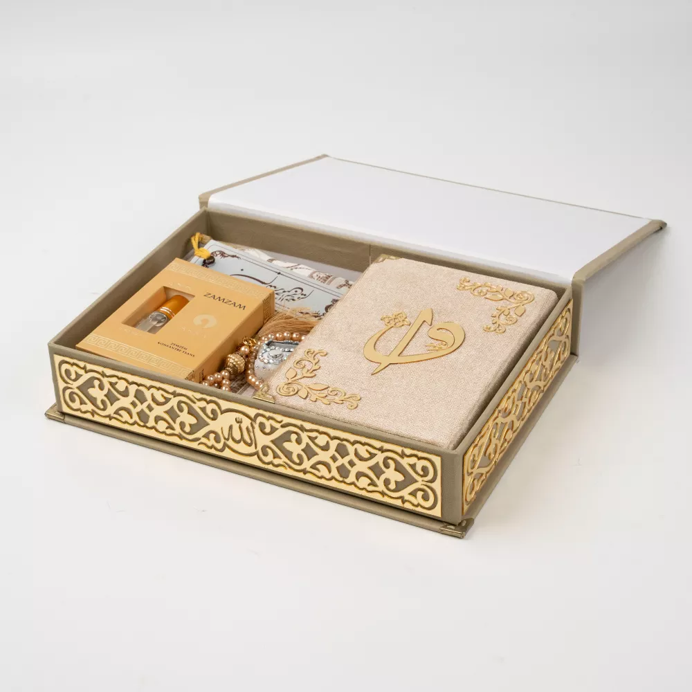 Seccade + Tesbih + Çanta Boy Kuran Hediye Seti (Termo Deri Kutu)