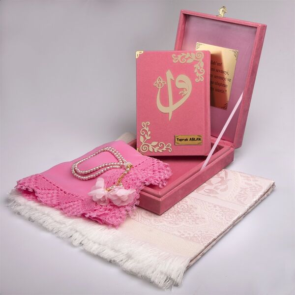 Shawl + Prayer Mat + Quran Gift Set (Bookrest Size, Box, Powder Pink)