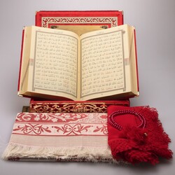 Shawl + Prayer Mat + Salah Beads + Crescent and Star Quran Gift Set (Medium Size, Red, Gold Plexy) - Thumbnail