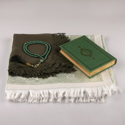 Shawl + Prayer Mat + Salah Beads + Quran Gift Set (Bag Size, Green) - Thumbnail