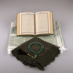 Shawl + Prayer Mat + Salah Beads + Quran Gift Set (Bag Size, Green) - Thumbnail