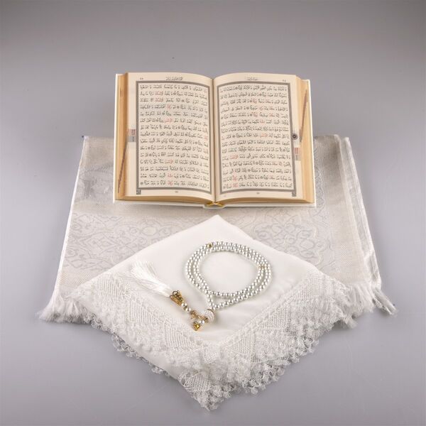 Shawl + Prayer Mat + Salah Beads + Quran Gift Set (Bag Size, White2)