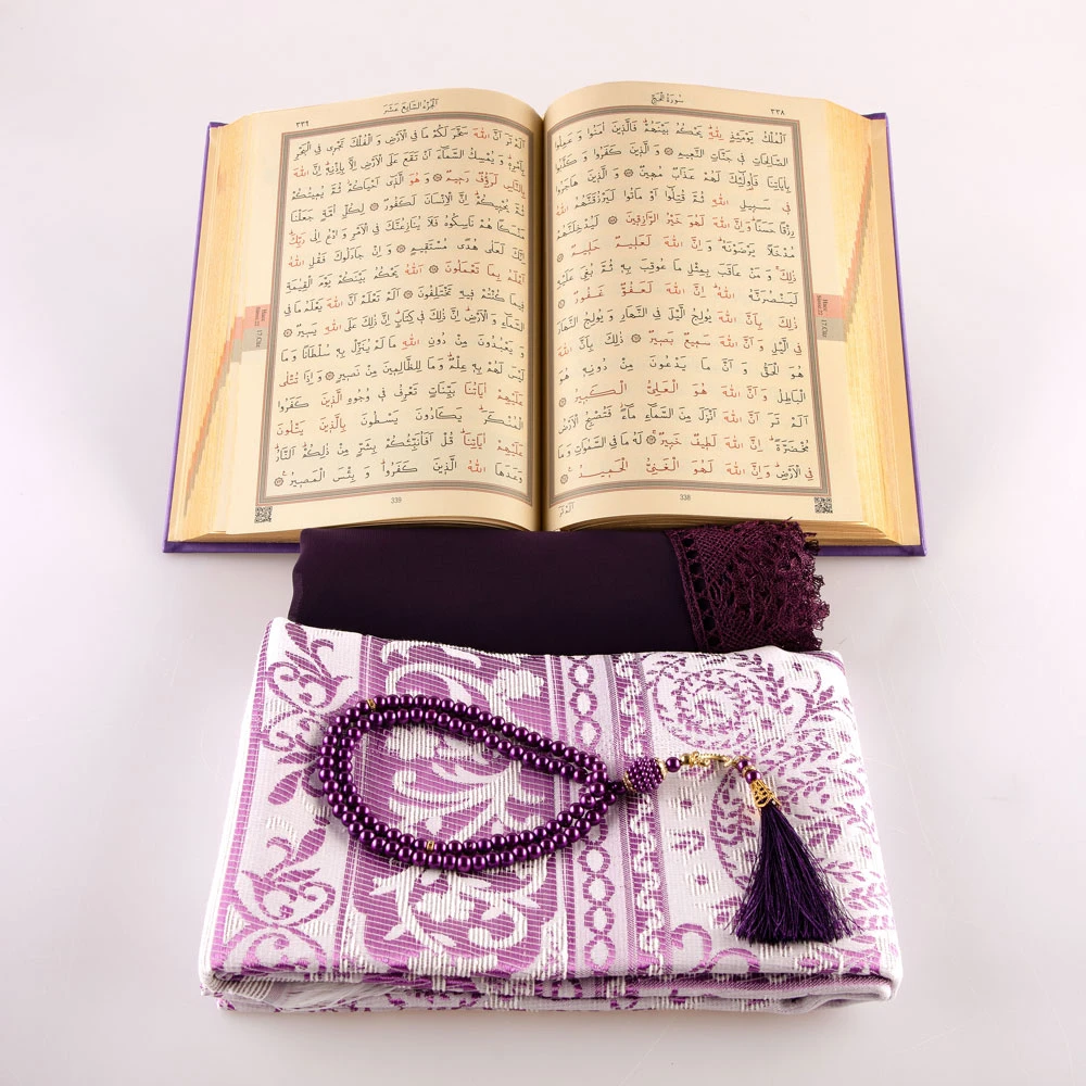 Shawl + Prayer Mat + Salah Beads + Quran Gift Set (Medium Size, Green)
