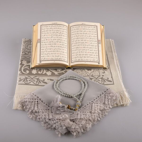 Shawl + Prayer Mat + Salah Beads + Velvet Bound Quran Gift Set (Bag Size, Grey) 