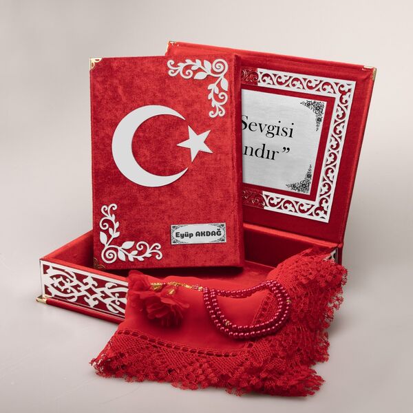 Shawl + Salah Beads + Crescent and Star Quran Gift Set (Medium Size, Red, Silver Plexy)