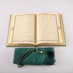 Shawl + Salah Beads + Quran Gift Set (Bag Size, Green) - Thumbnail