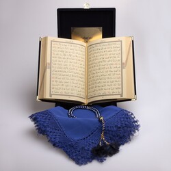 Shawl + Salah Beads + Quran Gift Set (Bookrest Size, Box, Navy Blue) - Thumbnail