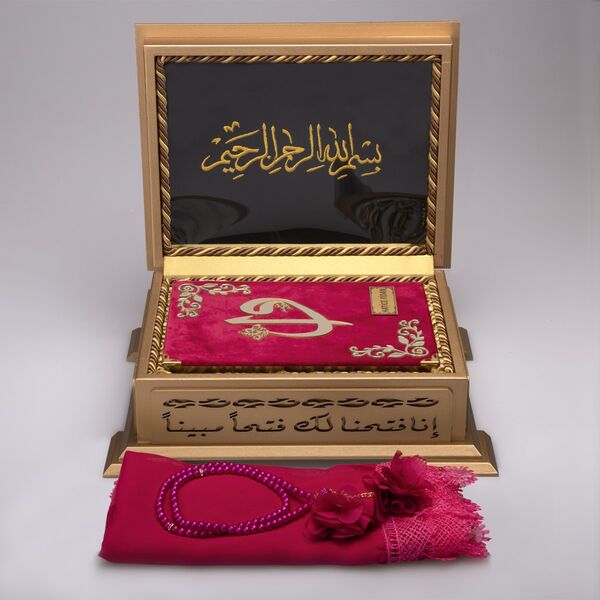 Shawl + Salah Beads + Quran Gift Set (Hafiz Size, Velvet, Fuchsia Pink)