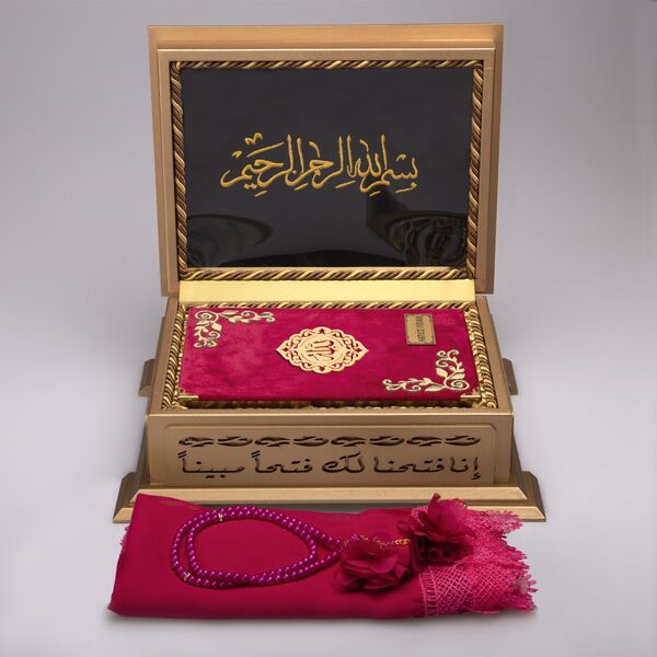 Shawl + Salah Beads + Quran Gift Set (Hafiz Size, Velvet, Fuchsia Pink)