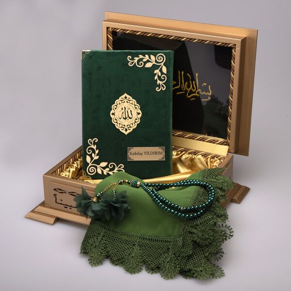 Shawl + Salah Beads + Quran Gift Set (Hafiz Size, Velvet, Olive Green)