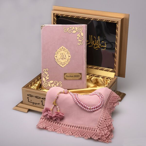 Shawl + Salah Beads + Quran Gift Set (Hafiz Size, Velvet, Powder Pink)