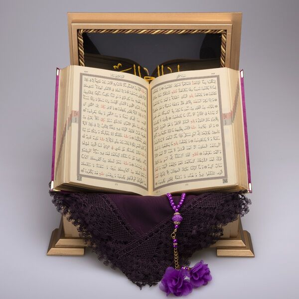 Shawl + Salah Beads + Quran Gift Set (Hafiz Size, Wooden Box, Purple)