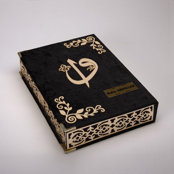 Shawl + Salah Beads + Quran Gift Set (Medium Size, Black, Gold Plexy)