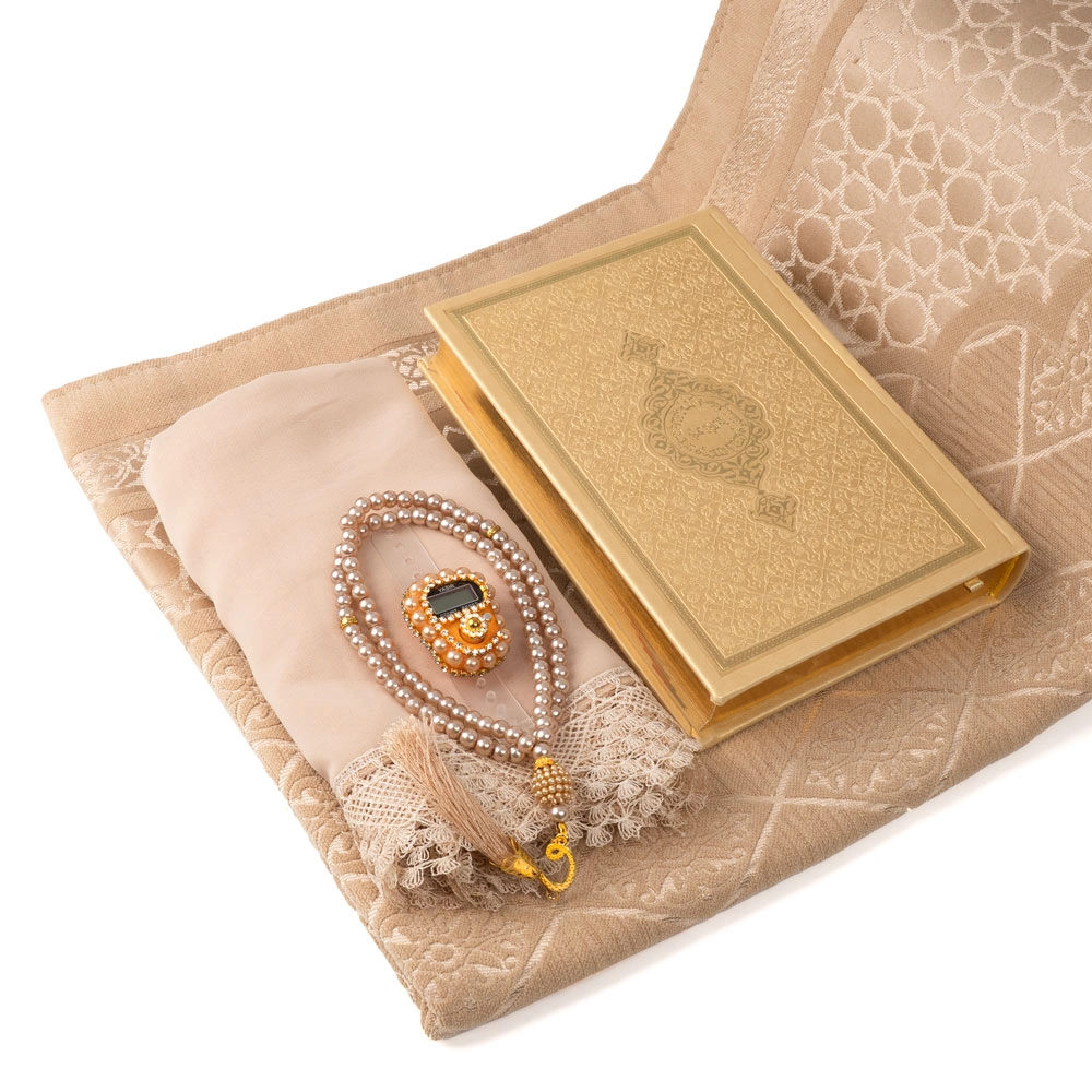 Şönil Seccade + Şal + Tesbih + Zikirmatik + Hafız Boy Kuran Hediye Seti (Gold)